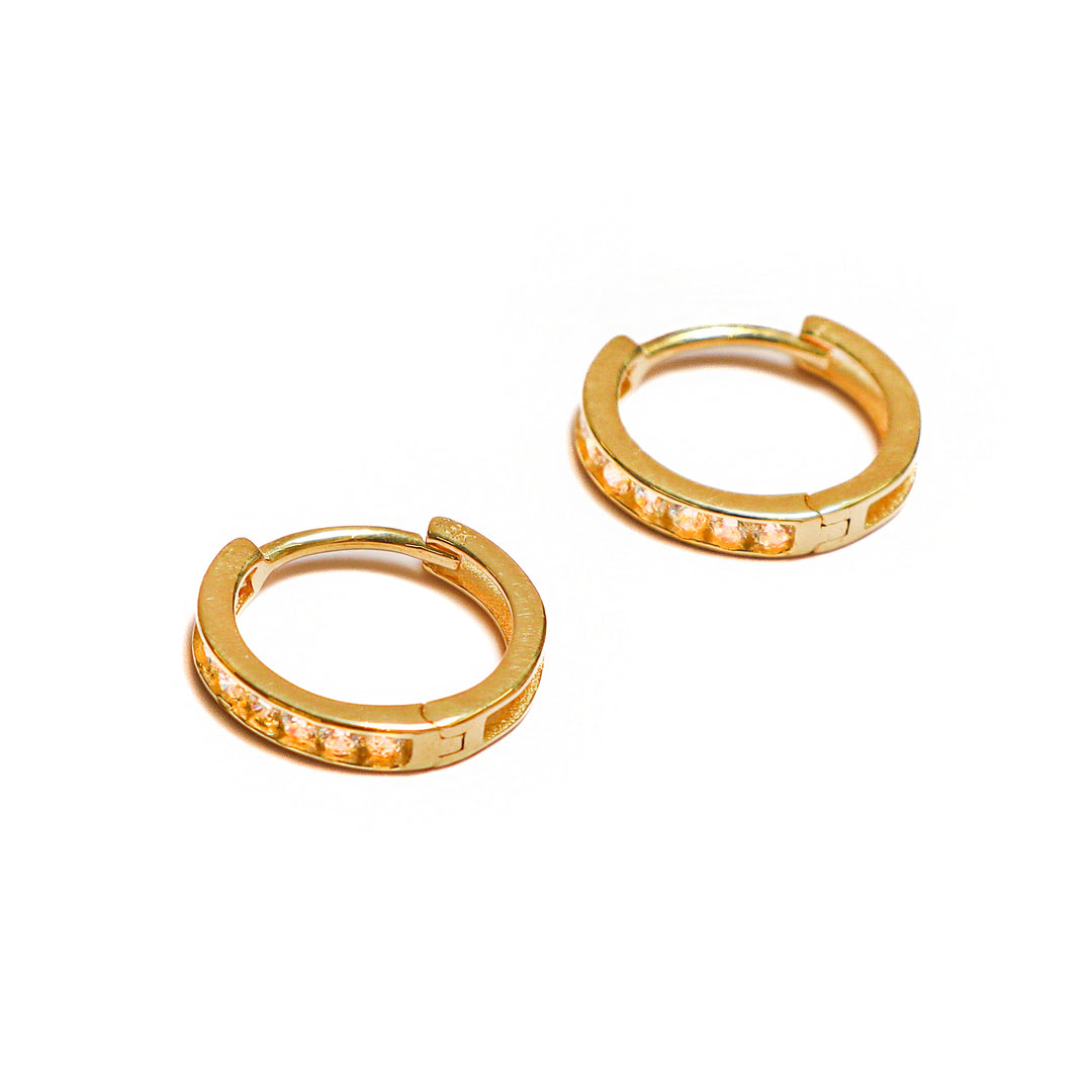 Argollas delgadas con circones
