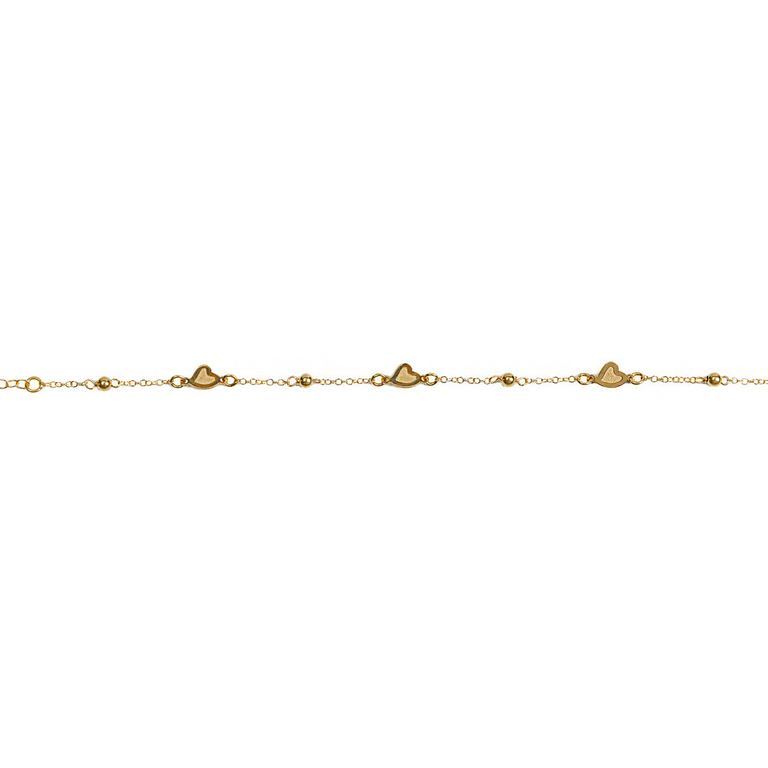 Pulsera con dijes corazón detalles